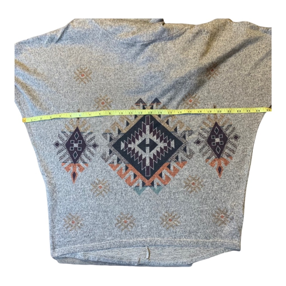 Phil Love southwestern sweater - Picture 6 of 9
